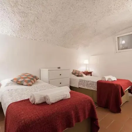 F2 - Santa Croce One Bedroom Flat 2 To 4 Guests Apartment *